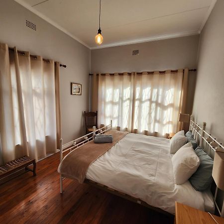 Karoo Leeu Self Catering Villa Oudtshoorn Exteriör bild