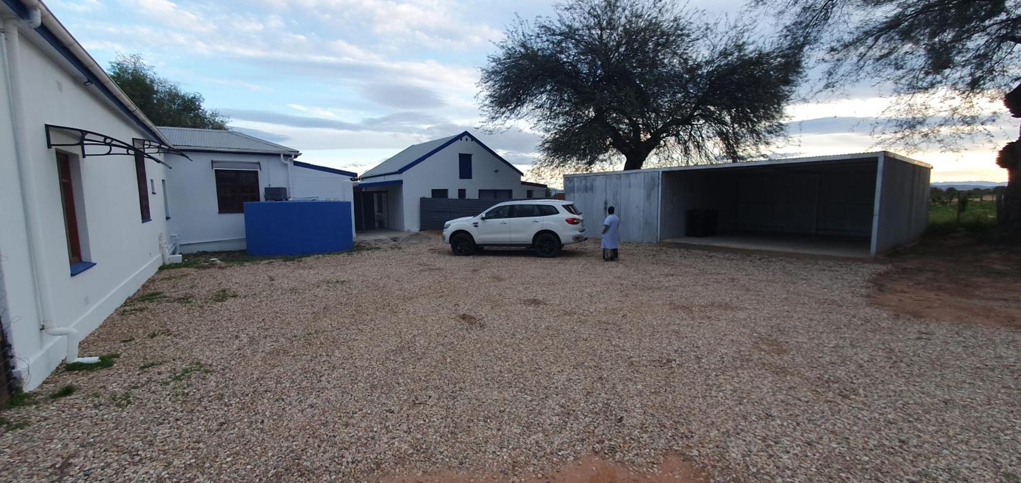 Karoo Leeu Self Catering Villa Oudtshoorn Exteriör bild