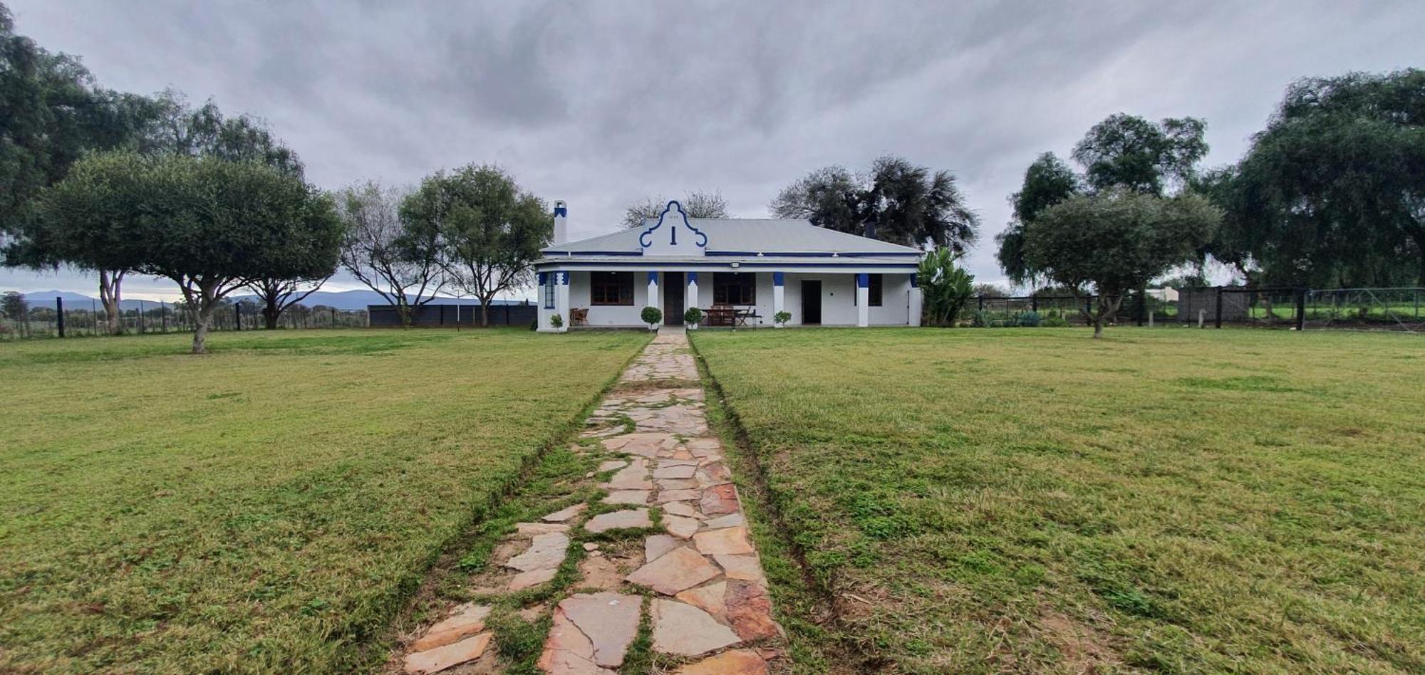 Karoo Leeu Self Catering Villa Oudtshoorn Exteriör bild