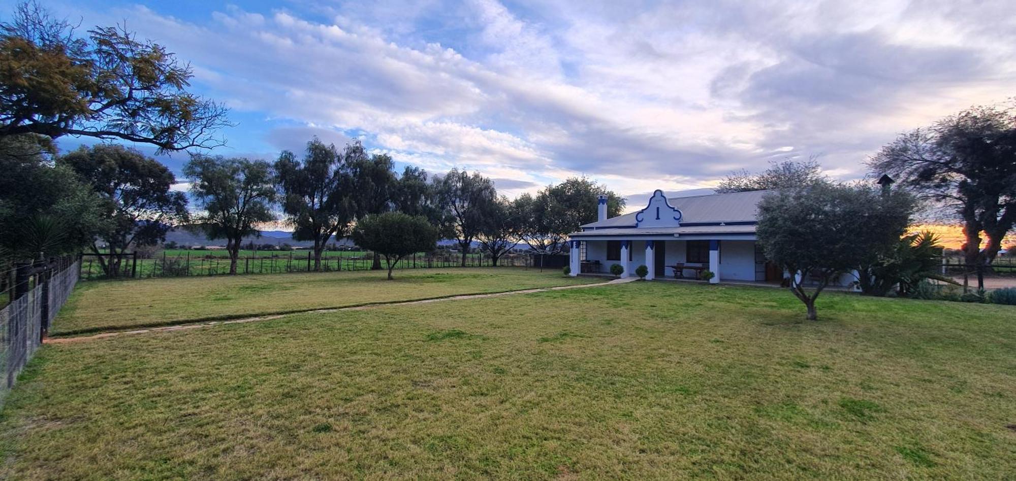 Karoo Leeu Self Catering Villa Oudtshoorn Exteriör bild