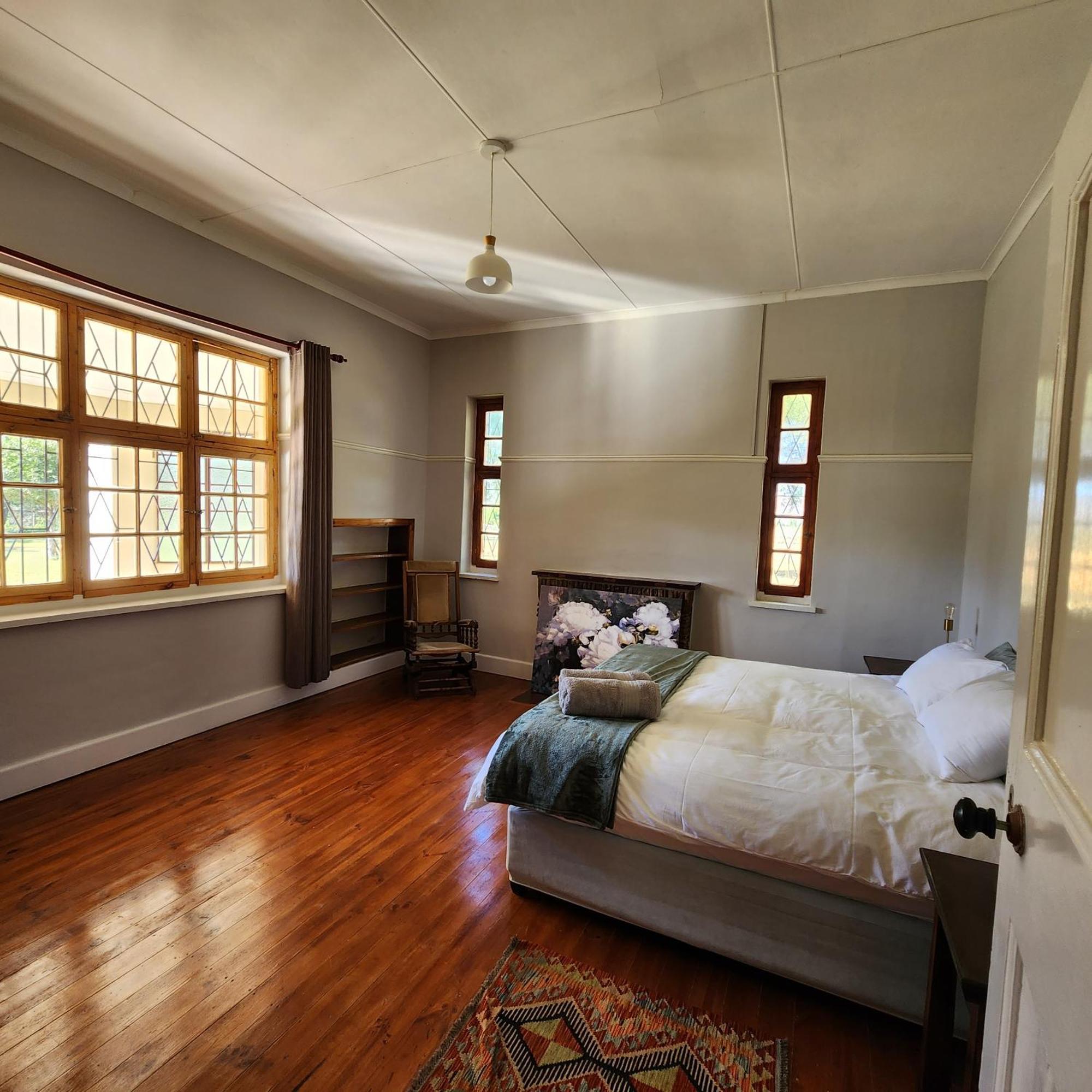 Karoo Leeu Self Catering Villa Oudtshoorn Exteriör bild