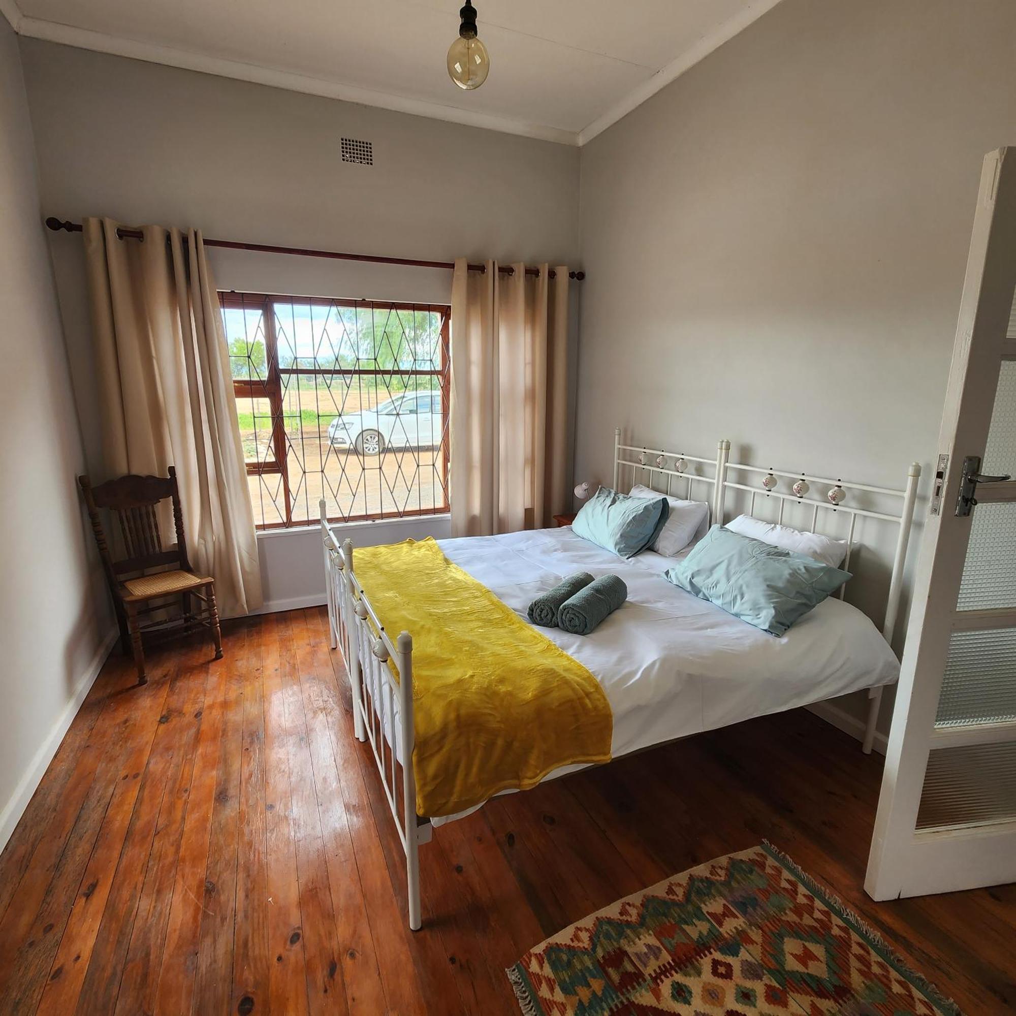 Karoo Leeu Self Catering Villa Oudtshoorn Exteriör bild